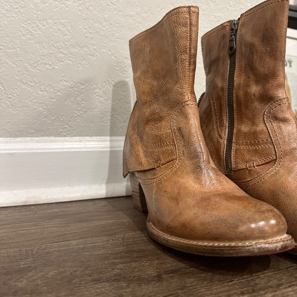 BedStu Leather Tan Boots (Size 8) Steampunk, Victorian Cowgirl - Picture 3 of 8